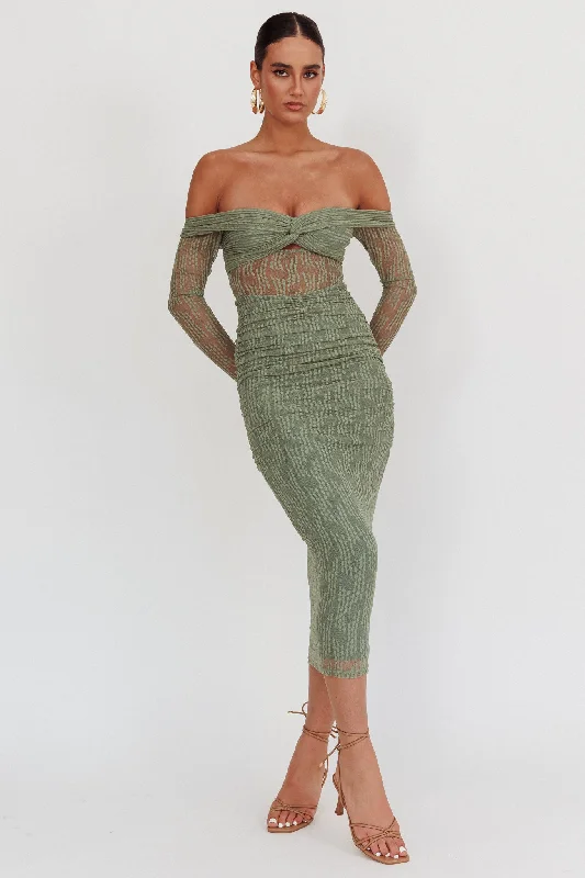 Midi dresses with lace - up fronts for a unique and adjustable style Oliana Off-Shoulder Mesh Maxi Dress Fern Midi dresses with lace - up fronts for a unique and adjustable style Oliana Off-Shoulder Mesh Maxi Dress Fern