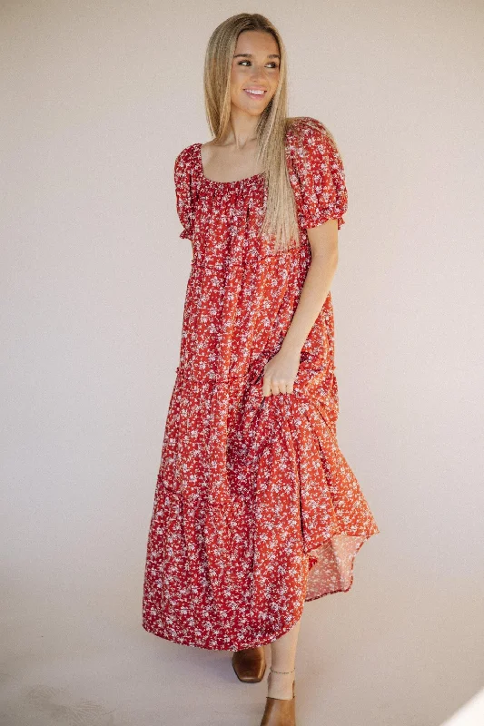 Everyday Dress with Striped Pattern for a Timeless Style​ Bella Maxi Dress in Red