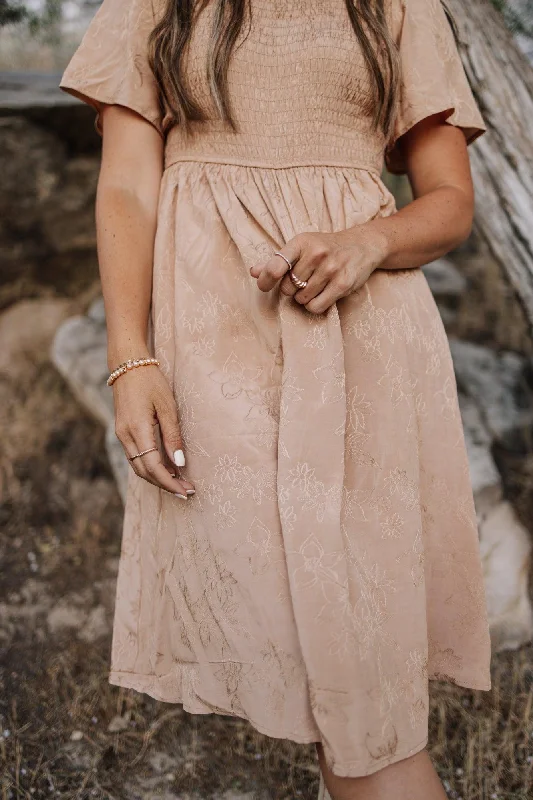 Everyday A - line Dress with Button - down Front​ Maylee Dress in Apricot