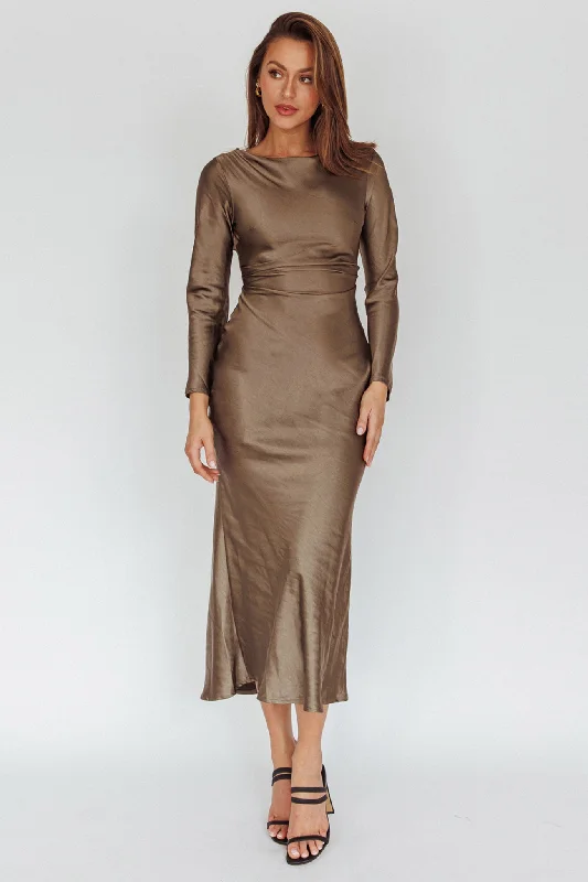 Midi dresses with mesh inserts for a trendy and breathable option Loveland Cowl Back Midi Dress Olive Midi dresses with mesh inserts for a trendy and breathable option Loveland Cowl Back Midi Dress Olive