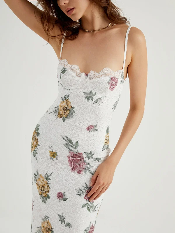 Midi dresses with fringe details for a fun and energetic style BerryBetty - Mayday Roses Lace Midi Dress Midi dresses with fringe details for a fun and energetic style BerryBetty - Mayday Roses Lace Midi Dress
