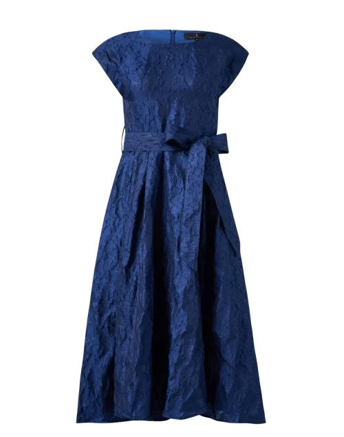 Everyday Shift Dress for Summer in Linen​ Olivia Navy Lace Dress