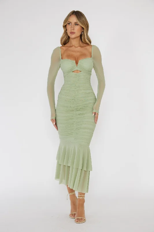 Midi dresses with V - necklines for a flattering and elongating effect Nadia Long Sleeve Fishtail Midi Dress Mint Midi dresses with V - necklines for a flattering and elongating effect Nadia Long Sleeve Fishtail Midi Dress Mint