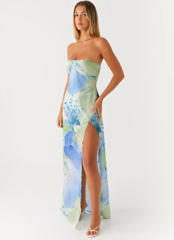 Everyday Dress with Monogram for a Personalized Touch Lawson Maxi Dress - Flower Print Everyday Dress with Monogram for a Personalized Touch Lawson Maxi Dress - Flower Print