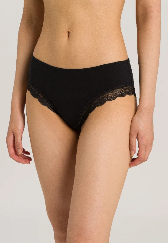 Women's low - rise briefs in a seamless designCotton Lace Midi Briefs