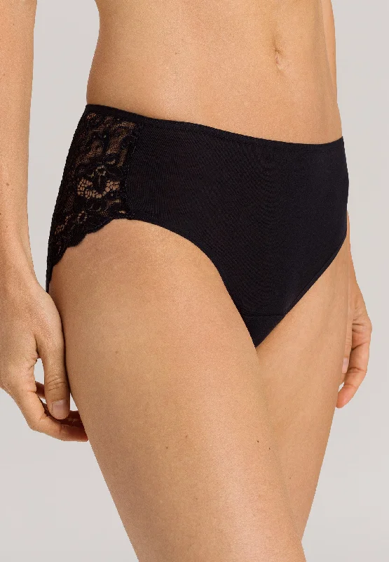 Women's hypoallergenic briefs for sensitive skinMoments Midi Briefs