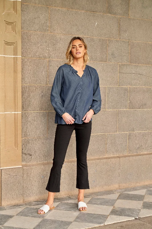 Women's Faux Leather Tight Trousers with Studded Details in Brown for an Edgy StyleBetty Basics Edwina Bengaline Split Leg Pant Black