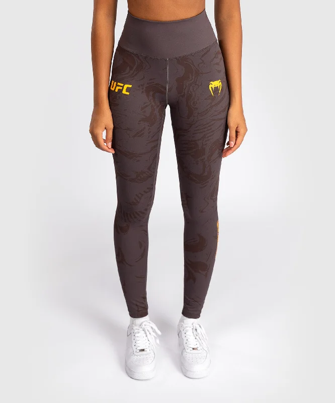 Plus Size Women's Stretch Cotton Tight Trousers in Navy for Comfortable Everyday WearLeggings Performance pour Femmes UFC Fusion by Venum Fight Week - Marron Terrestre Plus Size Women's Stretch Cotton Tight Trousers in Navy for Comfortable Everyday WearLeggings Performance pour Femmes UFC Fusion by Venum Fight Week - Marron Terrestre