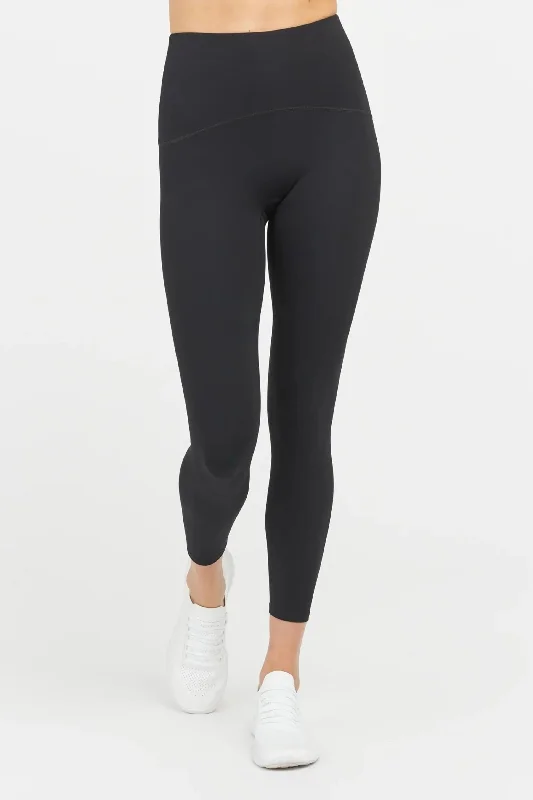 Plus Size Women's Corduroy Tight Trousers in Olive Green for a Retro and Cozy VibeSpanx Booty Boost 7/8 Leggings Plus Size Women's Corduroy Tight Trousers in Olive Green for a Retro and Cozy VibeSpanx Booty Boost 7/8 Leggings