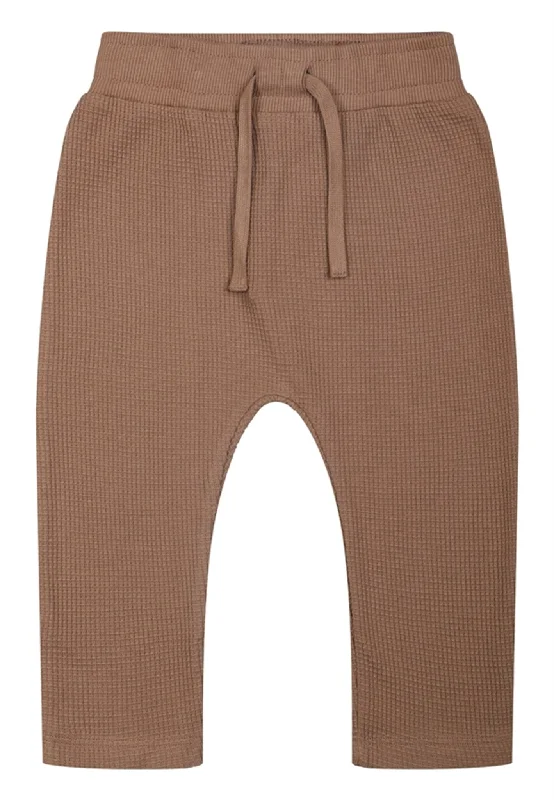 Bootcut Style Women's Stretch Denim Jeans in Dark WashTHE NEW Siblings Ginger snap Hilmo Waffle Harem Sweatpants