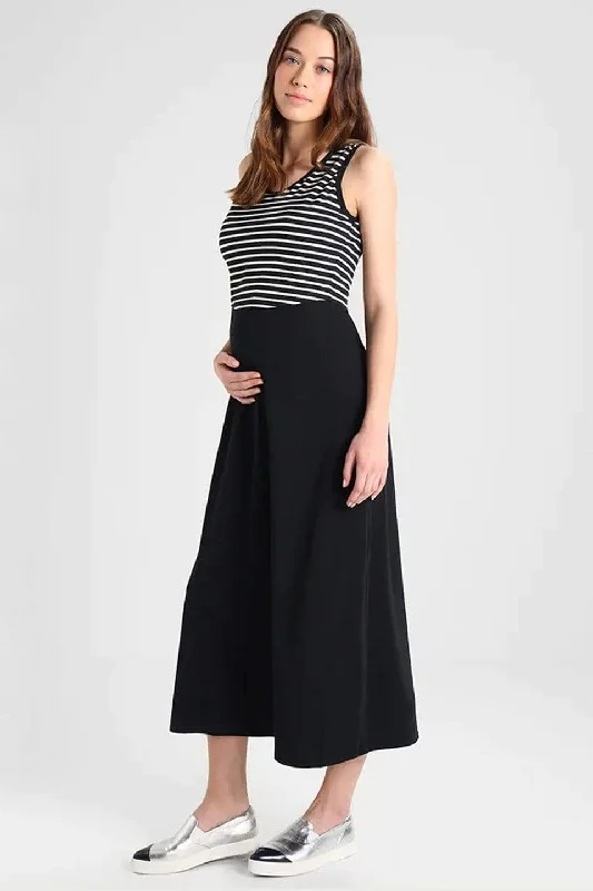 balconette lace bras for a feminine touchAlyssa Maxi Black Sleeveless Nursing Dress