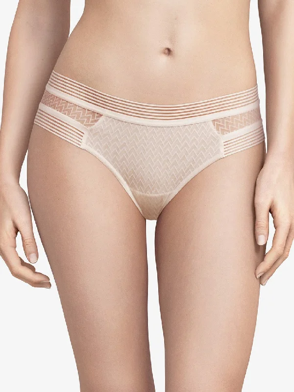 balconette bras for a sexy necklinePassionata by Chantelle Manhattan Talc Hipster Panty 48D4 balconette bras for a sexy necklinePassionata by Chantelle Manhattan Talc Hipster Panty 48D4