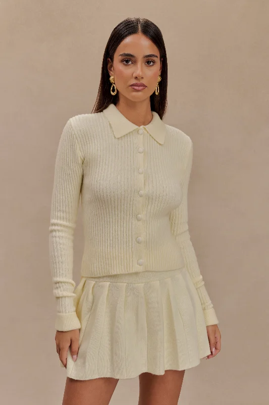 ribbed women cardigan with a classic textureErin Long Sleeve Button Cardigan - Ivory Marle