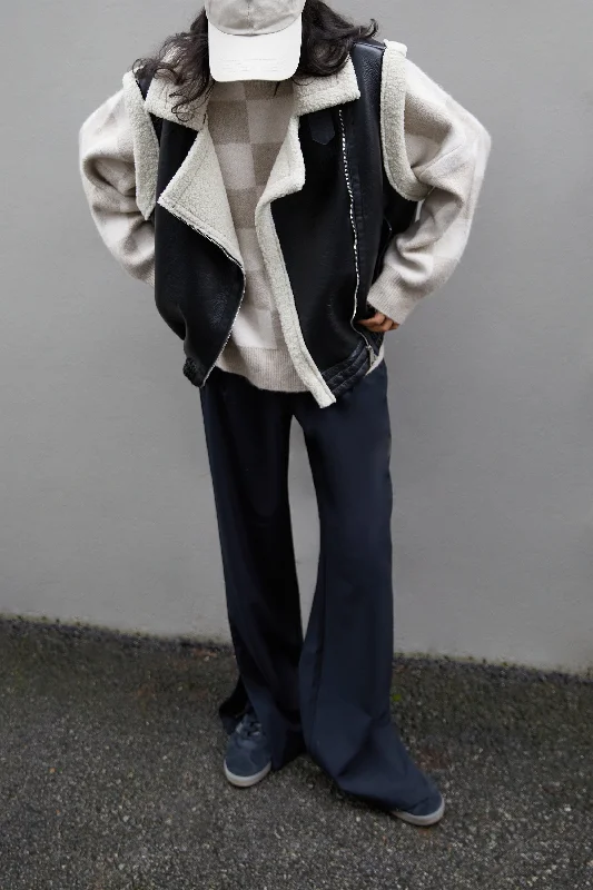 oversized women cardigan for a trendy and cozy lookSHERPA LINED VEST