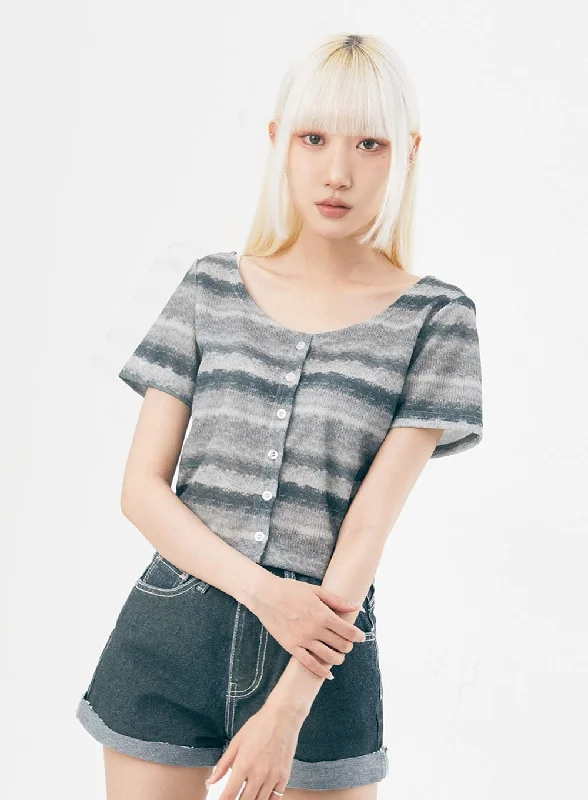 cropped women cardigan to pair with high - waisted jeansStripe Cropped Cardigan IL307 cropped women cardigan to pair with high - waisted jeansStripe Cropped Cardigan IL307