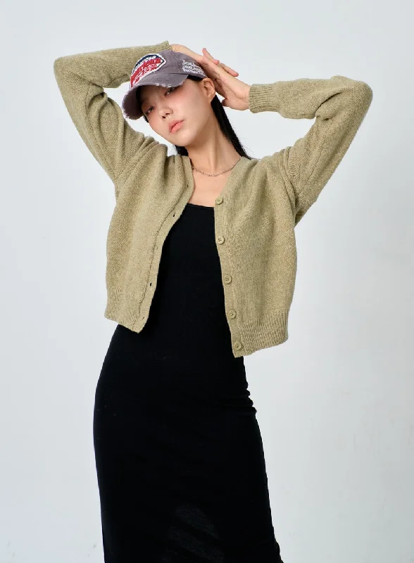 open front women cardigan for easy stylingV-Neck Knit Cardigan IJ330