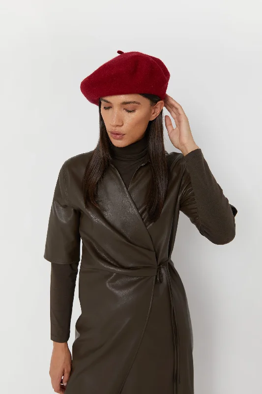 v neck women cardigan to elongate the necklineWOOL BLEND BERET