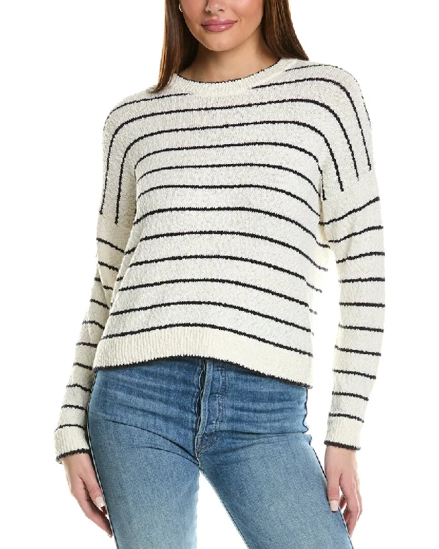 Ruffled Women Dress with Multiple Layers for a Playful and Girly StyleAutumn Cashmere Oversized Sweater Ruffled Women Dress with Multiple Layers for a Playful and Girly StyleAutumn Cashmere Oversized Sweater