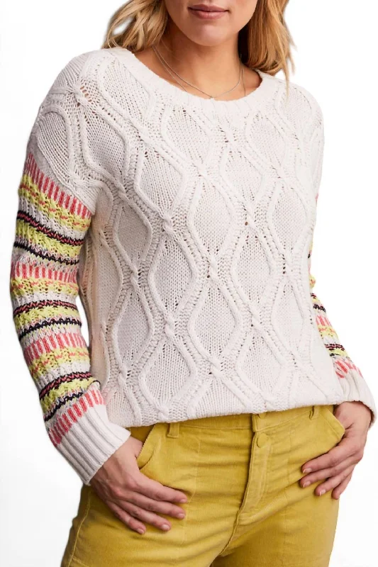 Intarsia Long Sleeve Crew Neck Sweater In Moonstone