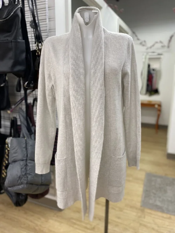 Lord & Taylor cashmere sweater S