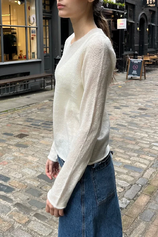 Ruffled Women Dress with Multiple Layers for a Playful and Girly StyleStella Mohair Sweater Ruffled Women Dress with Multiple Layers for a Playful and Girly StyleStella Mohair Sweater