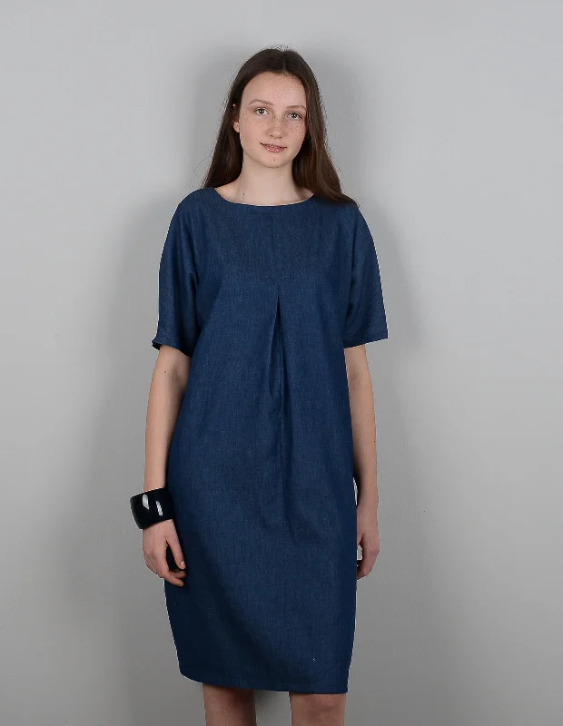 Little Black Women Dress with Sequins for a Glamorous Night OutThe Maker's Atelier Pleat Detail Dress/Top Little Black Women Dress with Sequins for a Glamorous Night OutThe Maker's Atelier Pleat Detail Dress/Top