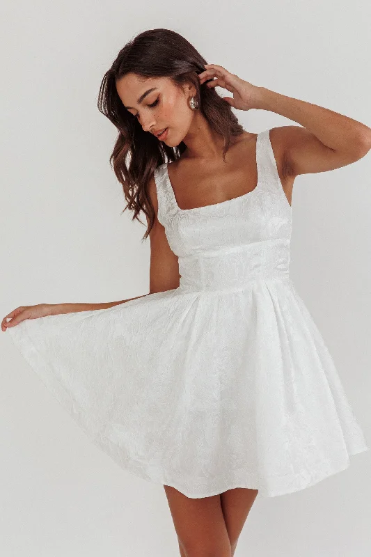 Sheath Women Dress with a Tailored Fit for a Professional LookBelle Enchante Jacquard Mini Dress White Sheath Women Dress with a Tailored Fit for a Professional LookBelle Enchante Jacquard Mini Dress White