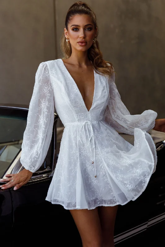 Sleeveless Women Dress in Bright Colors for Summer PartiesEstelle Long Sleeve V-Neckline Dress Embroidered White Sleeveless Women Dress in Bright Colors for Summer PartiesEstelle Long Sleeve V-Neckline Dress Embroidered White