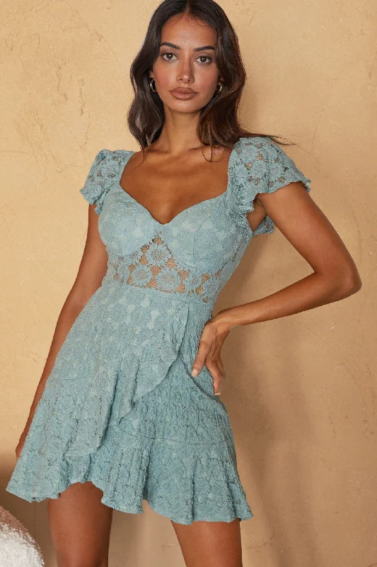 Secret Crush Flutter Sleeve Floral Lace Ruffle Hem Dress Mint