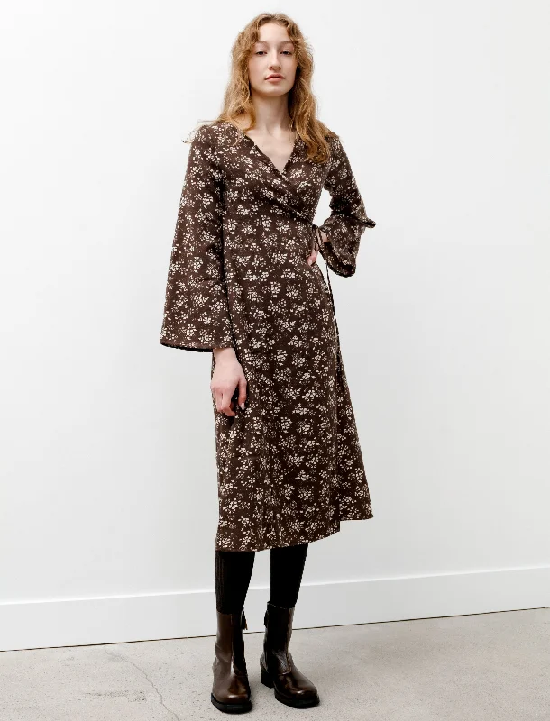 Strapless Women Dress with a Built - in Bra for Comfort and Support Strapless Women Dress with a Built - in Bra for Comfort and Support Wrap Dress Wool Viyella Floral Strapless Women Dress with a Built - in Bra for Comfort and Support Strapless Women Dress with a Built - in Bra for Comfort and Support Wrap Dress Wool Viyella Floral