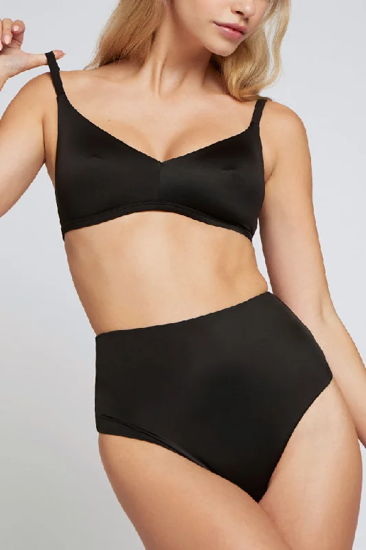 moisture wicking convertible brasGlacé Non-Wire Bra in Black