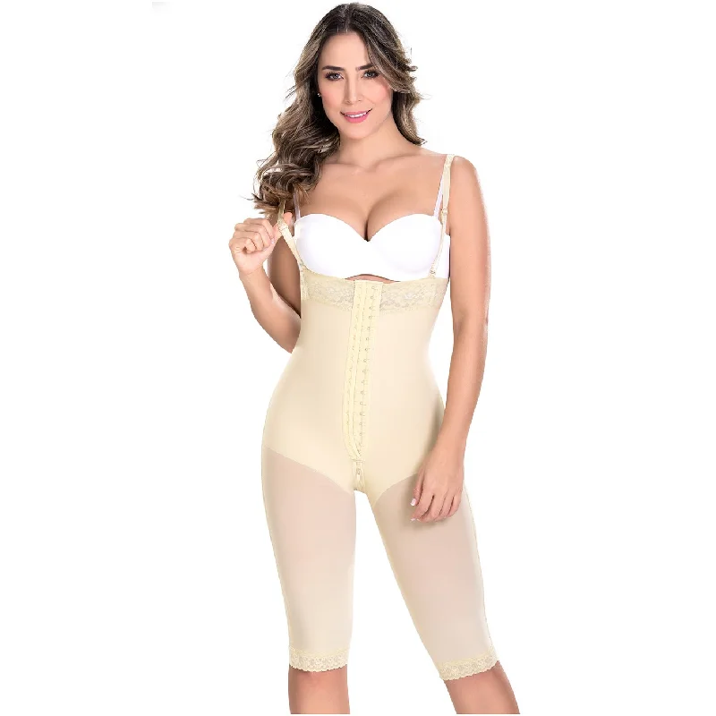 Shaper with a removable padding for customization​F0076 - Faja Larga Strapless