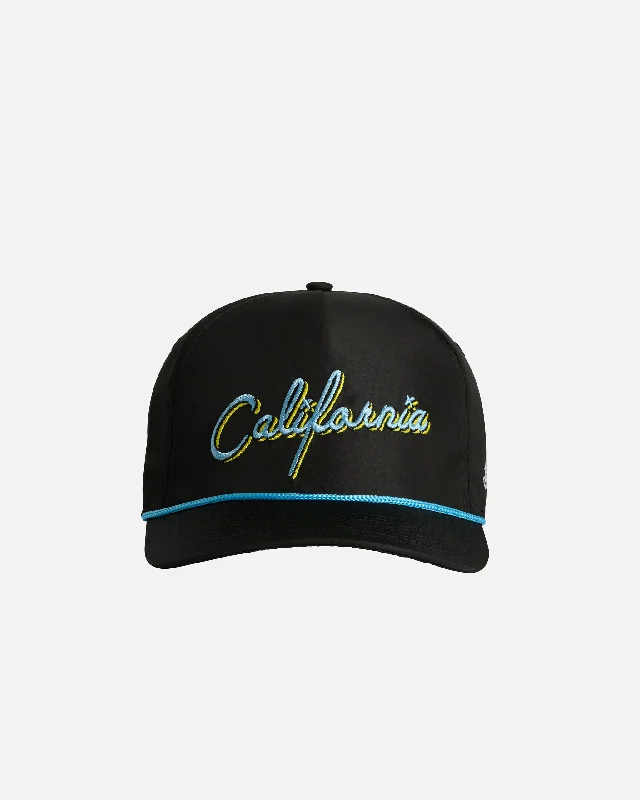 Stretchable stockings for a customizable fitCalifornia Rope Hat