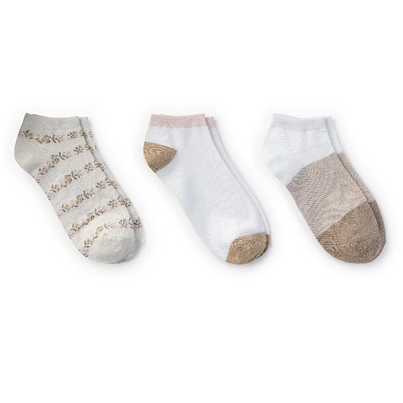 Nude - colored stockings for a natural lookFloral/ Colorblock Low Cut Sock 3 Pack