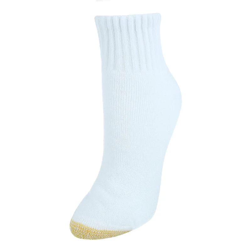 Black stockings for a versatile and classic lookGold Toe Women's Aqua FX Quarter Socks (3 Pair) Black stockings for a versatile and classic lookGold Toe Women's Aqua FX Quarter Socks (3 Pair)