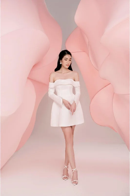 Mini dresses with cut - out details for a trendy lookKefi Open Shoulder Dress