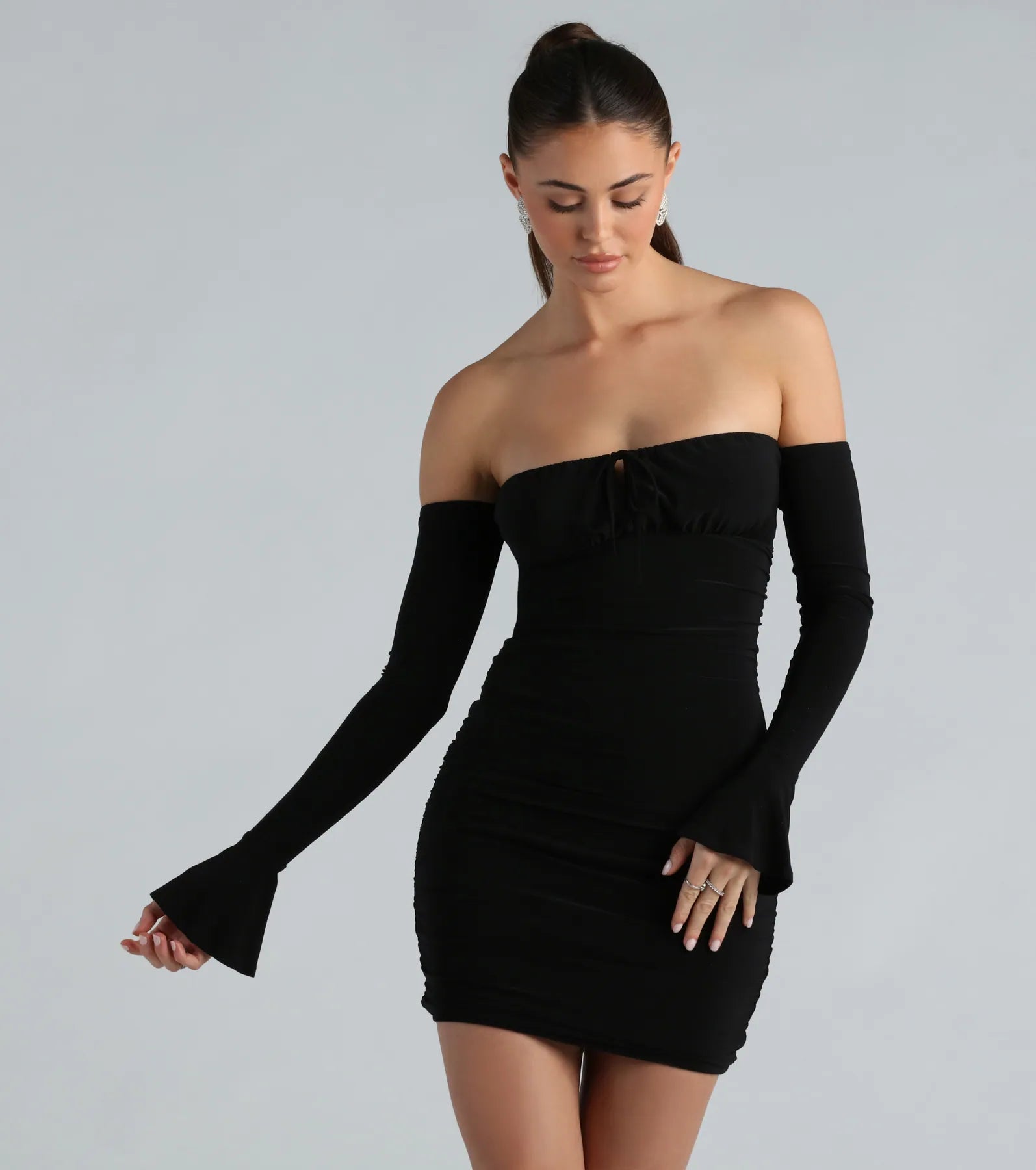 Mini dresses with asymmetric hems for a fashion - forward lookMake It Sexy Off-The-Shoulder Mini Dress Mini dresses with asymmetric hems for a fashion - forward lookMake It Sexy Off-The-Shoulder Mini Dress
