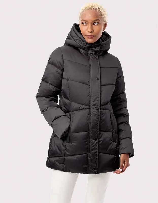 Oversized women's wool coats in a monochromatic look for a trendy outfitBundle Up Puffer Walker Oversized women's wool coats in a monochromatic look for a trendy outfitBundle Up Puffer Walker