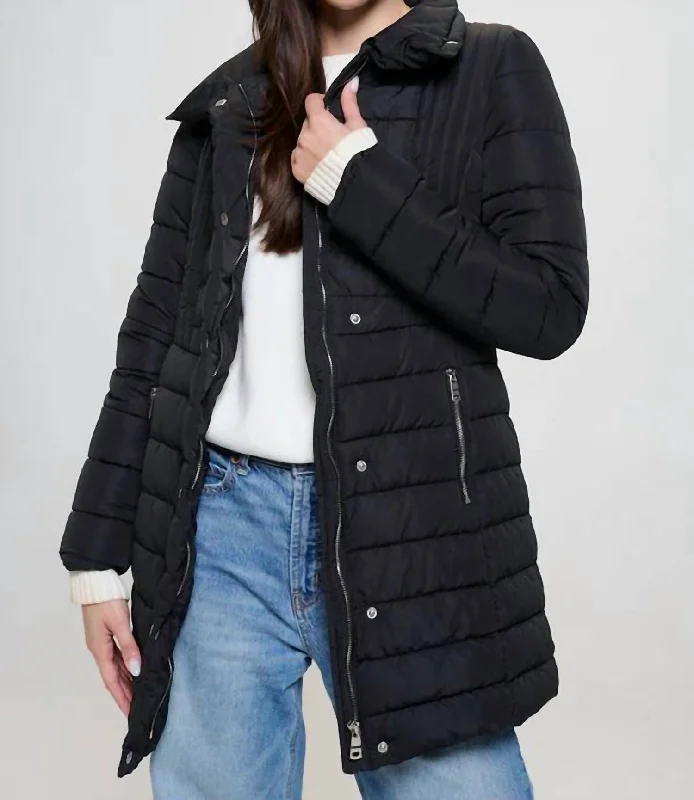 Oversized women's wool coats in a monochromatic look for a trendy outfitMochina Moto Puffer Jacket In Black Oversized women's wool coats in a monochromatic look for a trendy outfitMochina Moto Puffer Jacket In Black