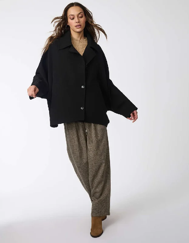 Women's longline double - breasted camel coats for a sophisticated lookUrban Edge Wool Coat Women's longline double - breasted camel coats for a sophisticated lookUrban Edge Wool Coat