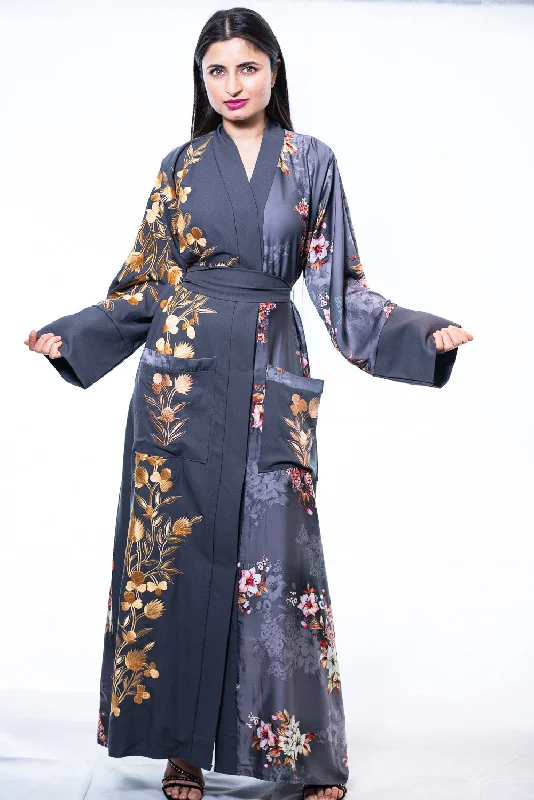 plus size women robes for a perfect fitCandy Embroidered Kimono