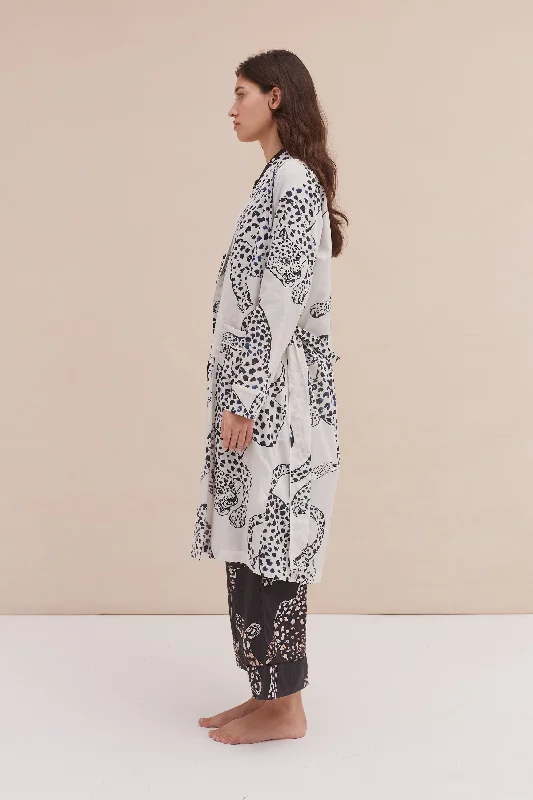 satin women robes for a smooth feelWomen's Robe The Jag Print Cream