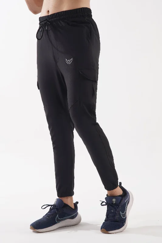 Stretchable Women Shorts for Maximum MobilityCargo Pro pants - Black