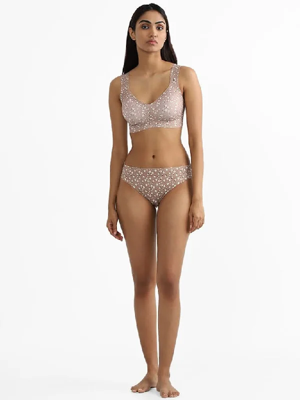 Twill Women Shorts with a Smooth Texture and DurabilityWunderlove Light Taupe Floral Printed Brief Twill Women Shorts with a Smooth Texture and DurabilityWunderlove Light Taupe Floral Printed Brief